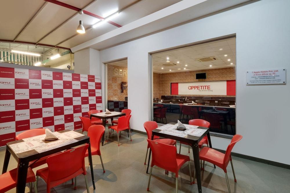7 Apple Hotel, Vadodara Dış mekan fotoğraf