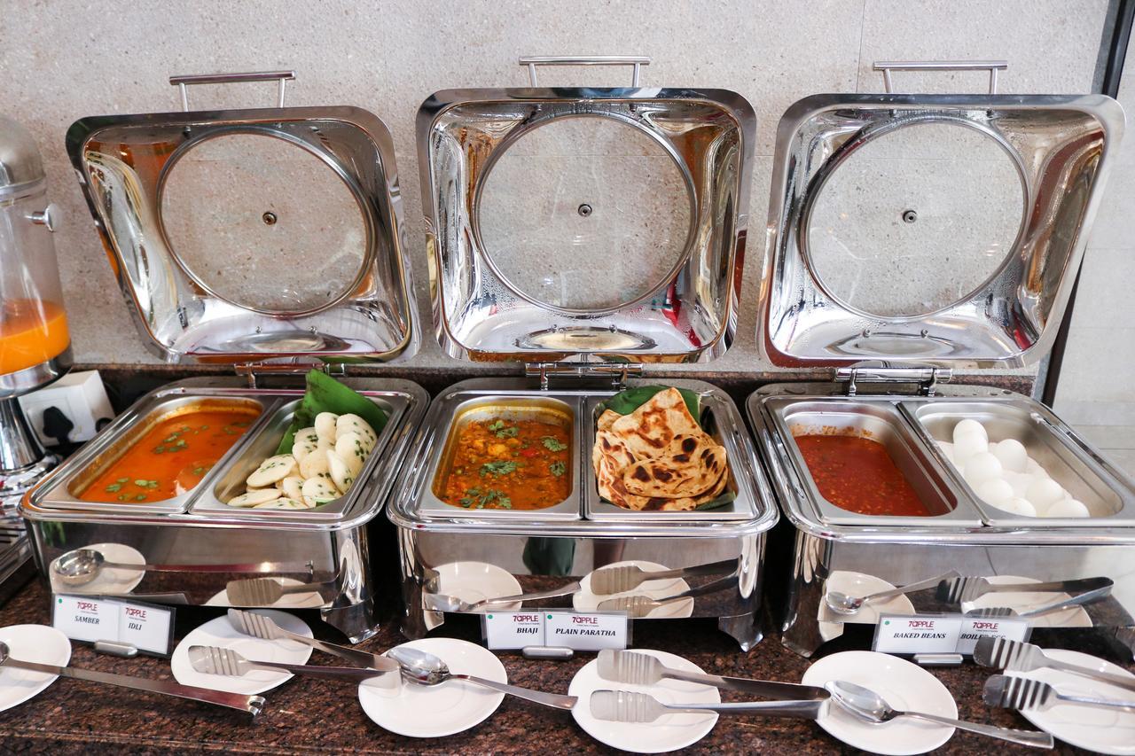 7 Apple Hotel, Vadodara Dış mekan fotoğraf