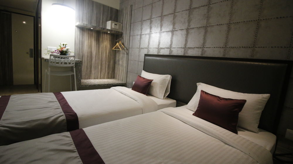 7 Apple Hotel, Vadodara Dış mekan fotoğraf